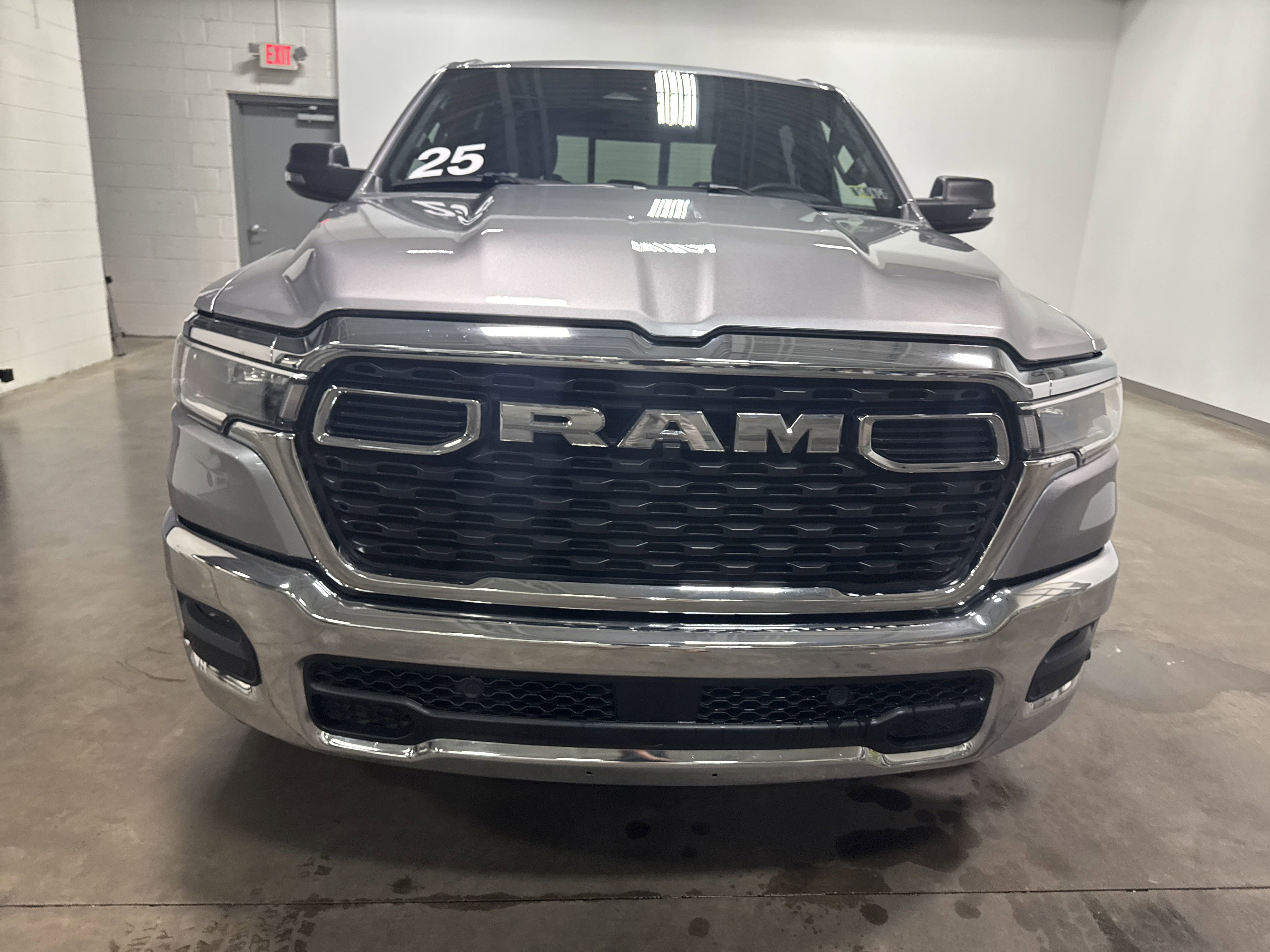 Used 2025 RAM 1500 Big Horn image 8