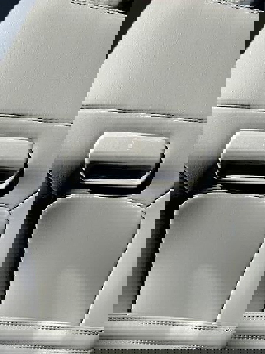 New 2025 Ford Expedition Active image 32