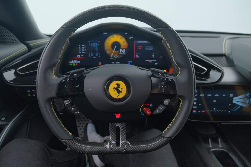 Used 2025 Ferrari 12Cilindri RWD image 43
