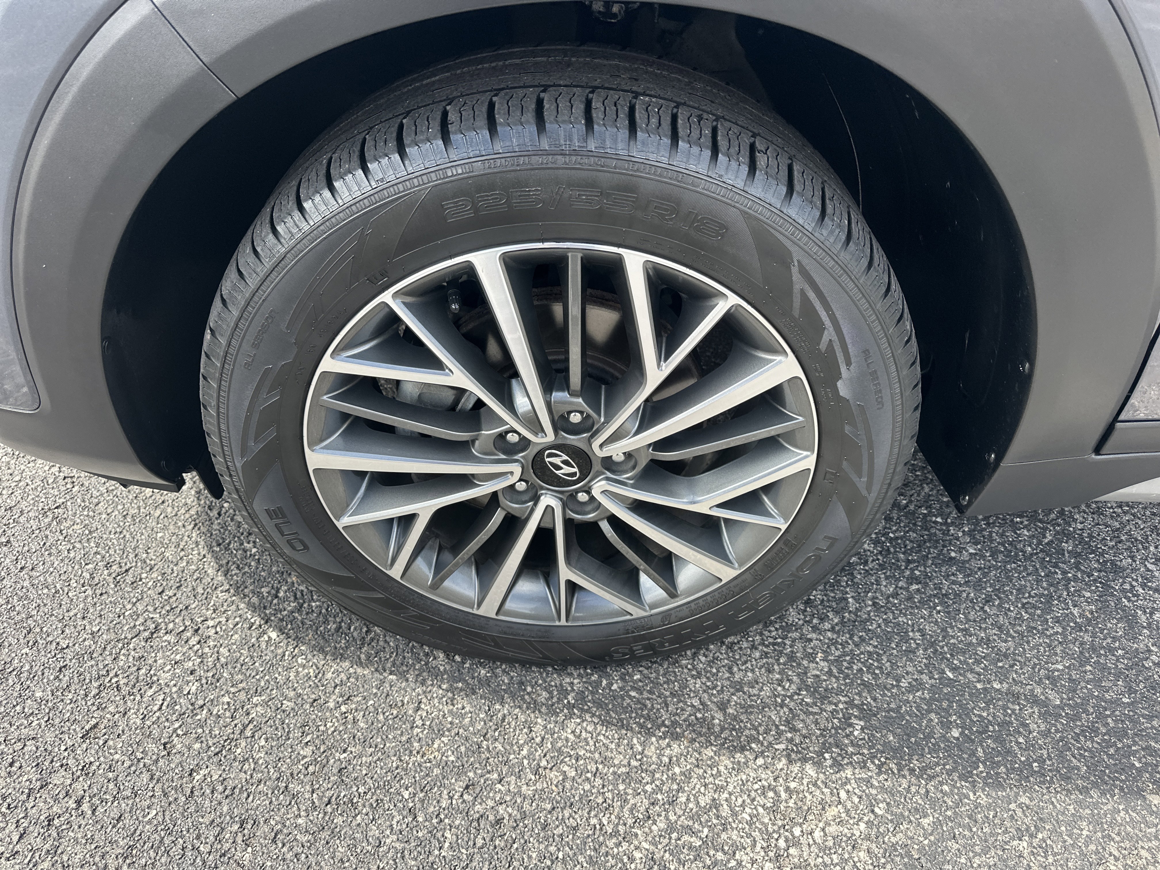 Used 2021 Hyundai Tucson Limited image 8