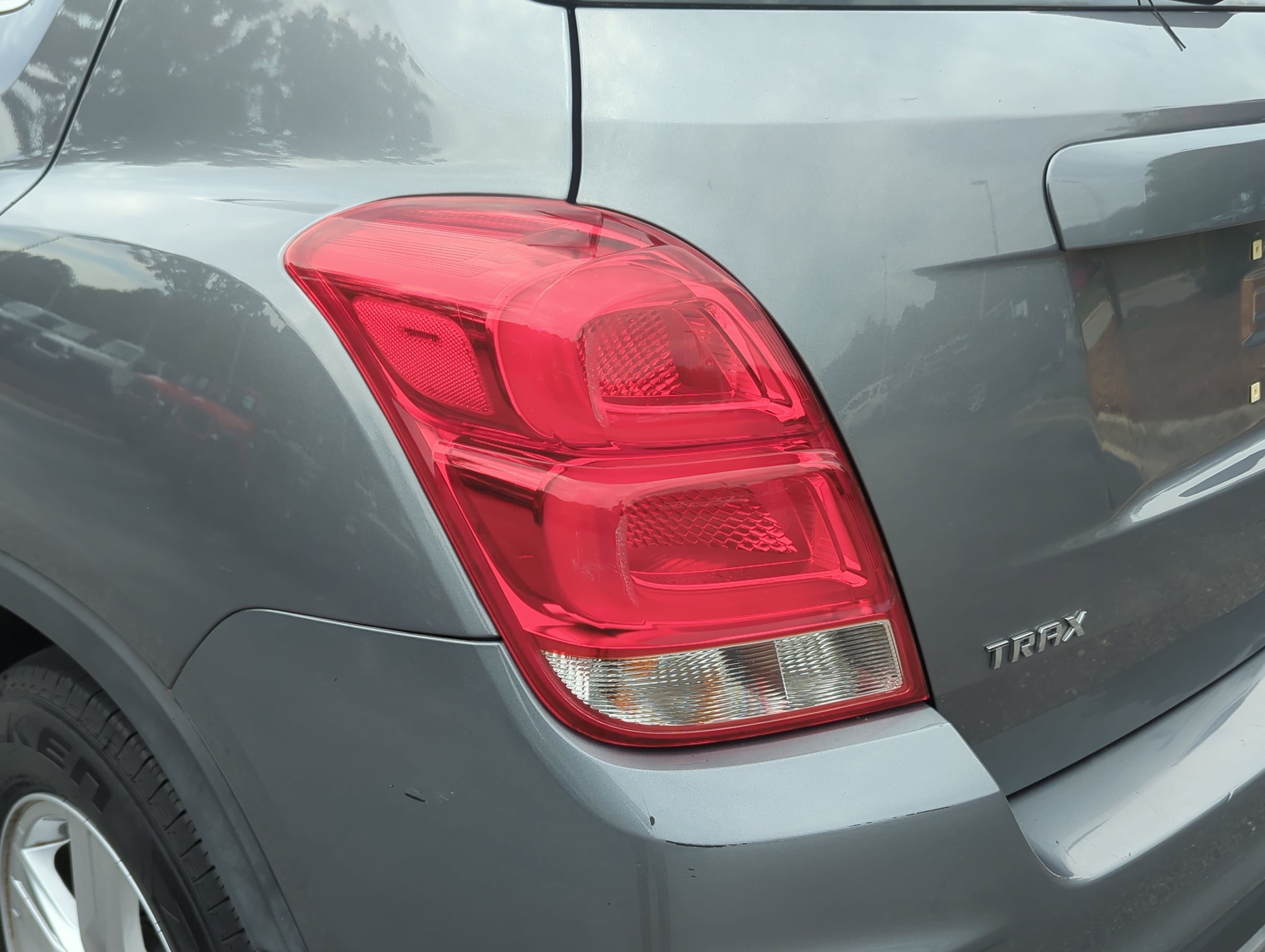 Used 2020 Chevrolet Trax LT w/ LT Convenience Package FWD image 30