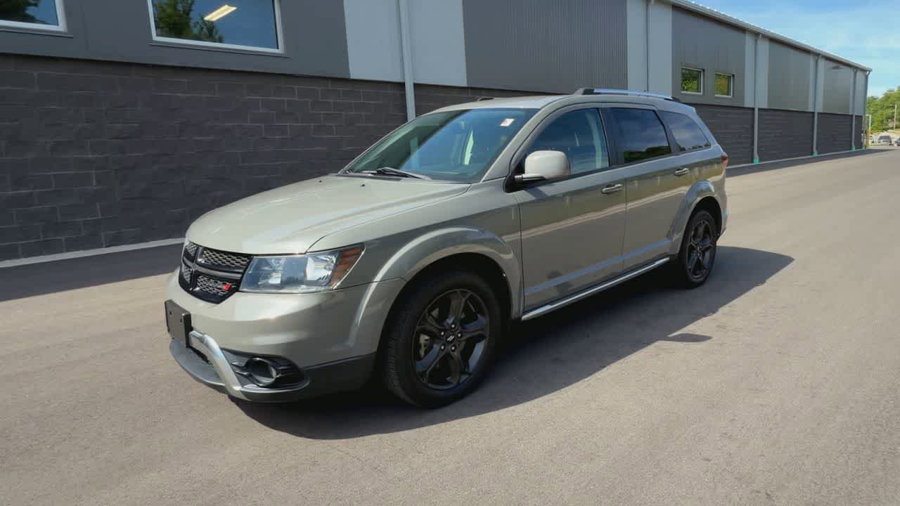 Used 2019 Dodge Journey Crossroad FWD image 4