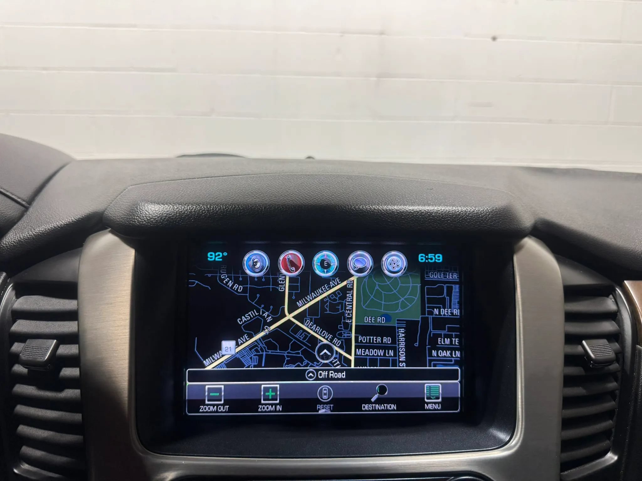 Used 2018 GMC Yukon XL Denali w/ Denali Ultimate Package AWD/4WD image 30
