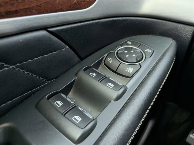 Used 2018 Ford Explorer Platinum AWD/4WD image 30