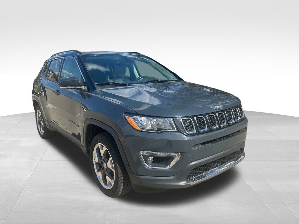 Used 2018 Jeep Compass Limited w/ Navigation Group AWD/4WD image 8