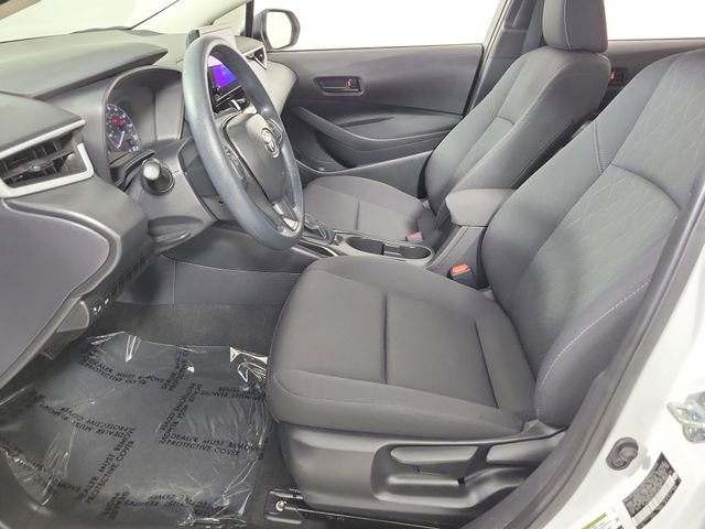 Used 2025 Toyota Corolla LE w/ Convenience Package FWD image 19