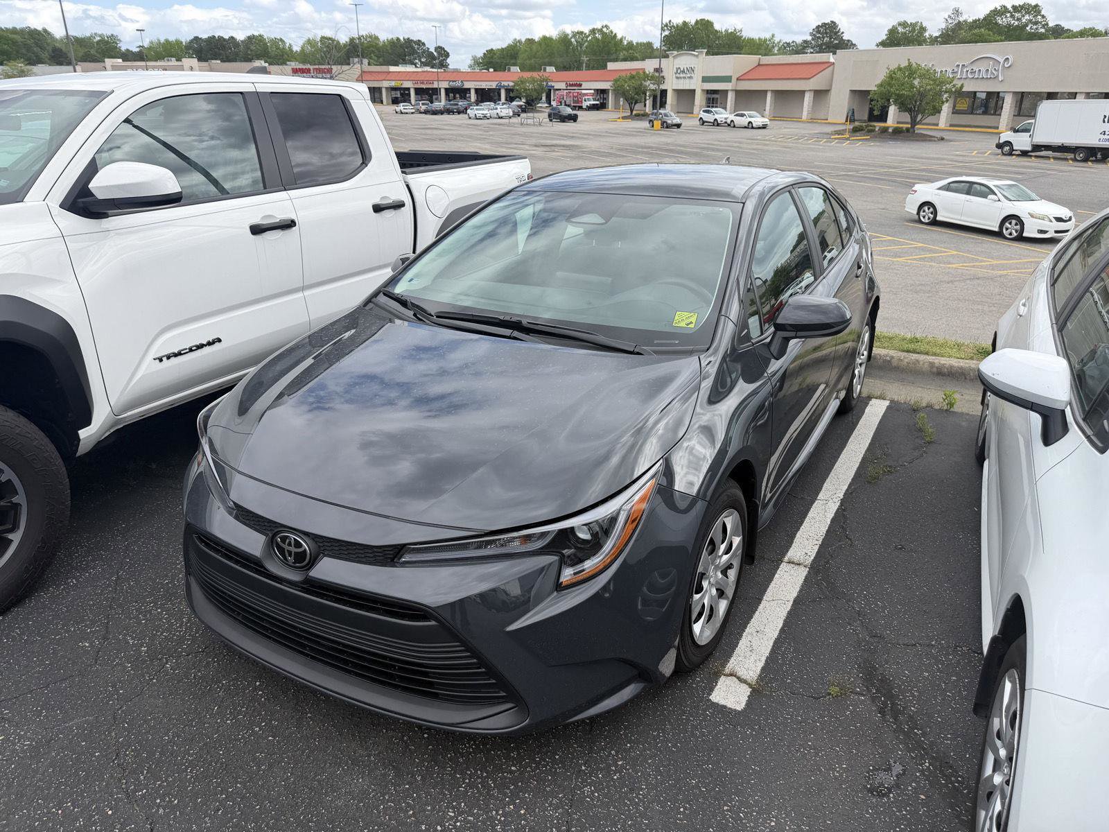 Used 2026 Toyota Corolla LE image 14