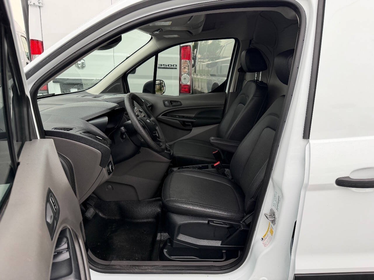 Used 2023 Ford Transit Connect XL FWD image 20