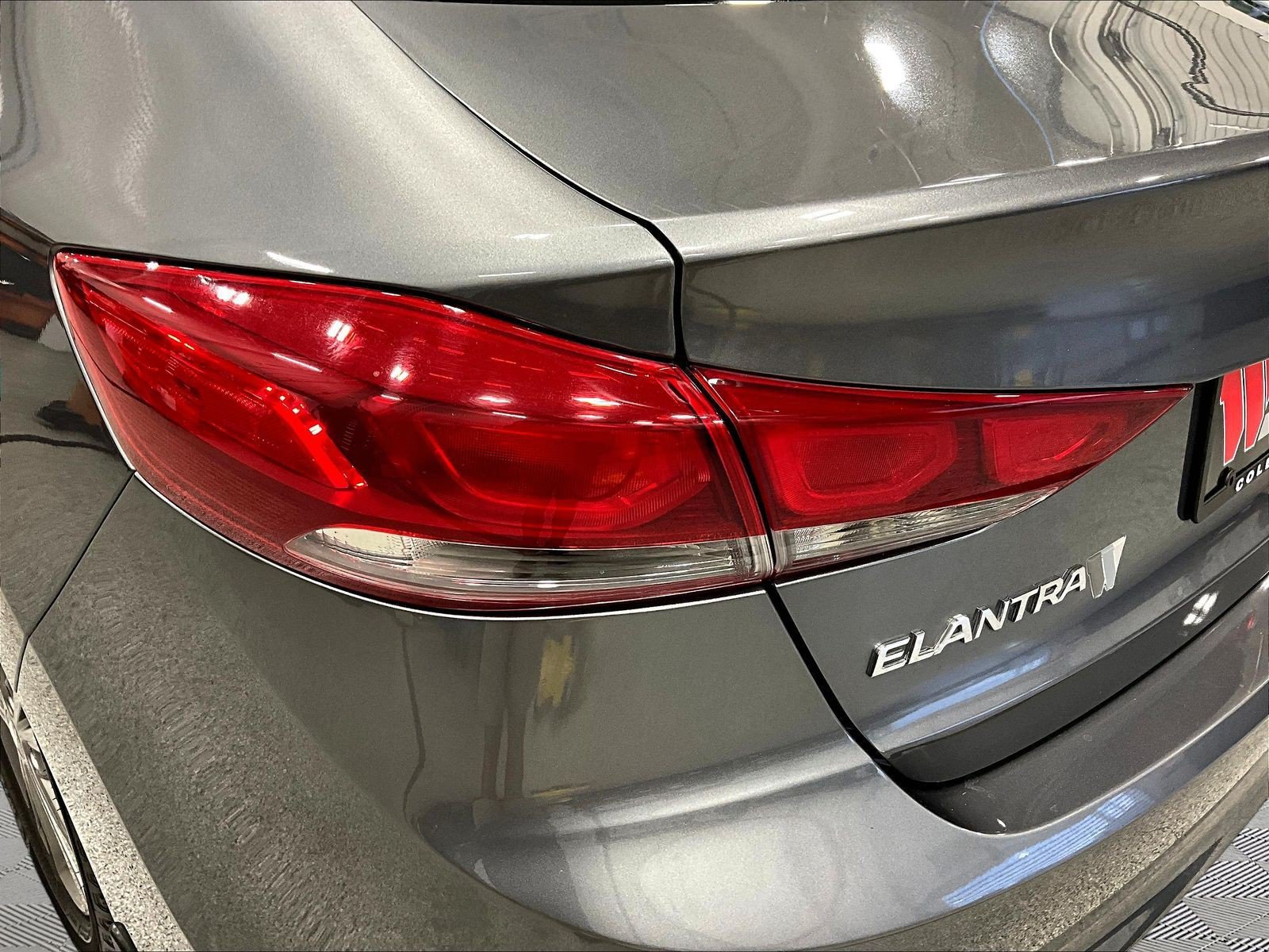 Used 2018 Hyundai Elantra Value Edition w/ Winter Weather Package FWD image 23