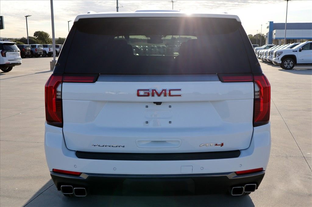 New 2026 GMC Yukon AT4 w/ LPO, Floor Liner Package image 5