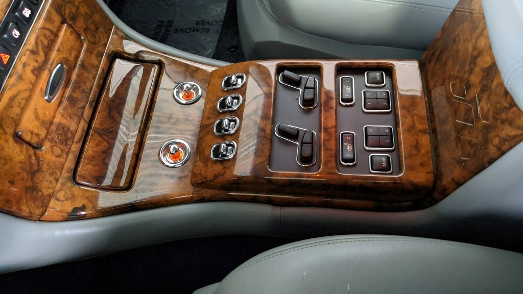 Used 2000 Rolls-Royce Silver Seraph image 19