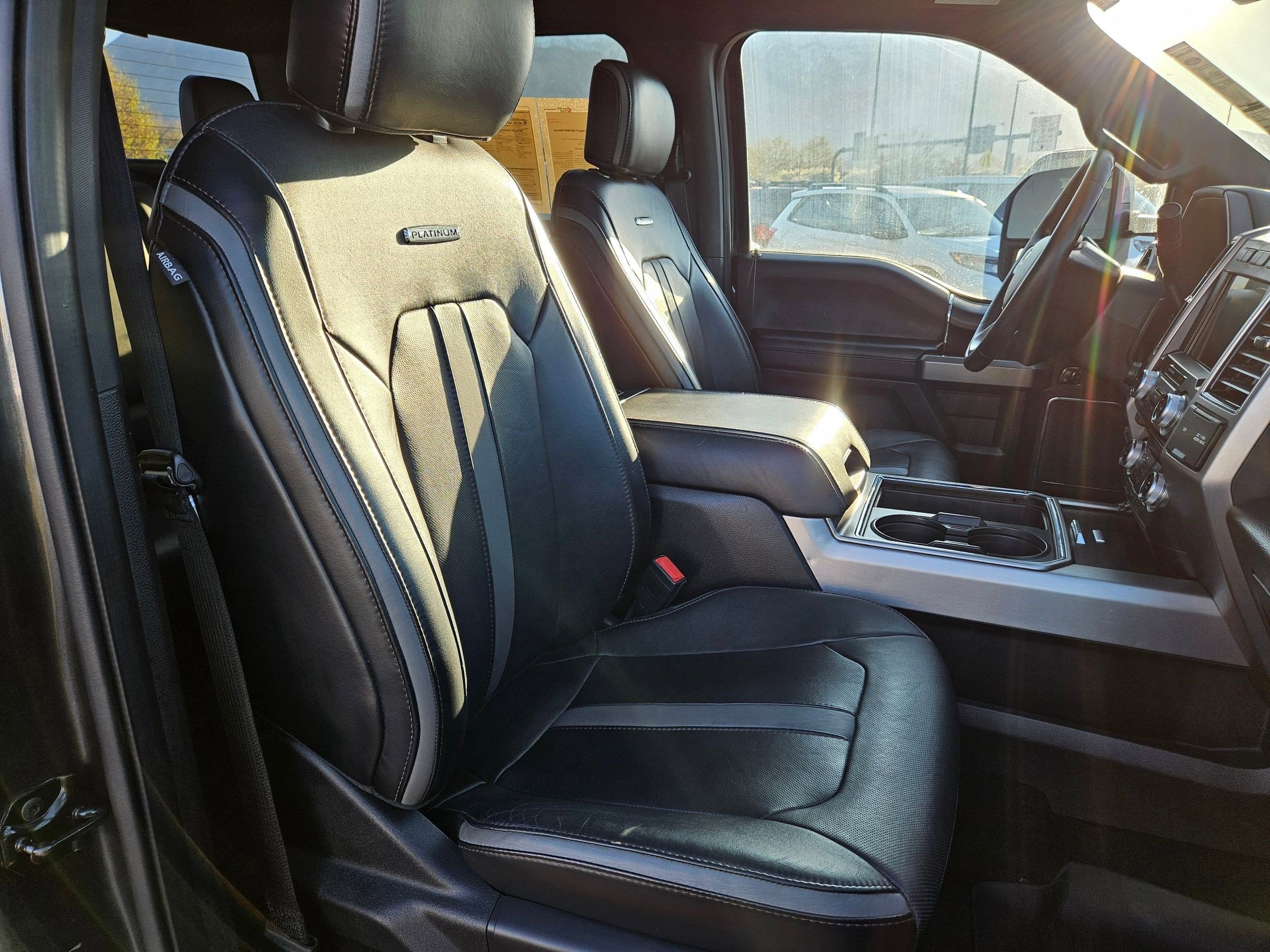 Used 2018 Ford F350 Platinum w/ Platinum Ultimate Package image 34