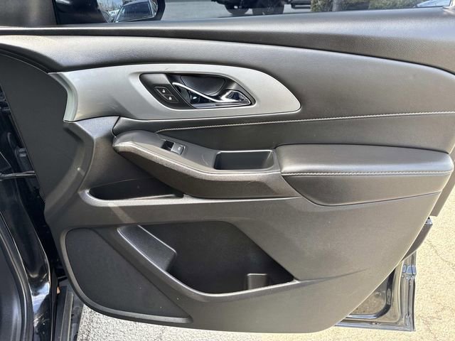 Certified 2021 Chevrolet Traverse LT FWD image 8