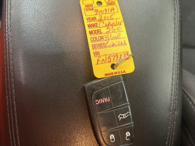 Used 2015 Chrysler 200 Limited image 17