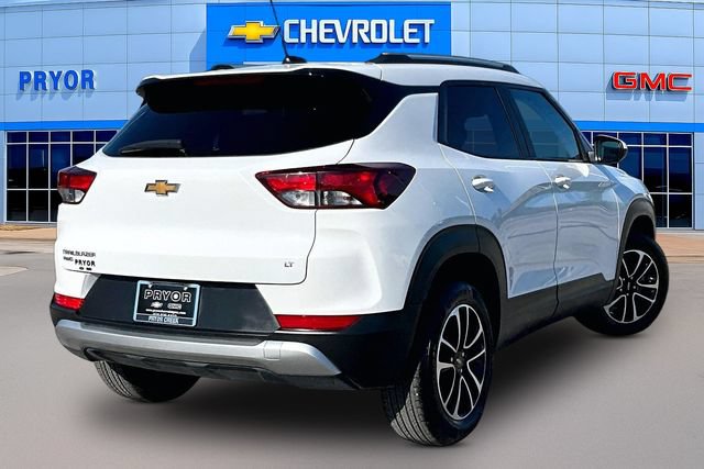 Used 2025 Chevrolet TrailBlazer LT AWD/4WD image 5