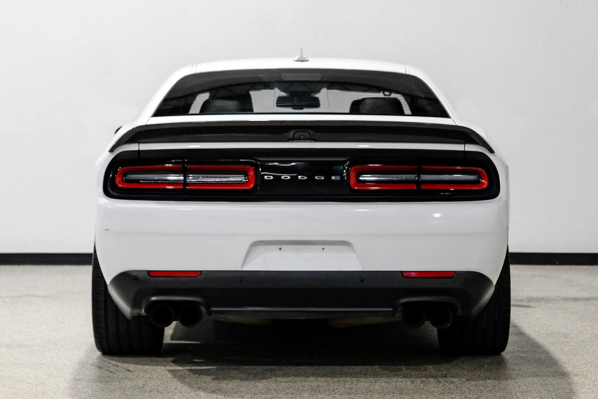 Used 2017 Dodge Challenger R/T Scat Pack RWD image 7