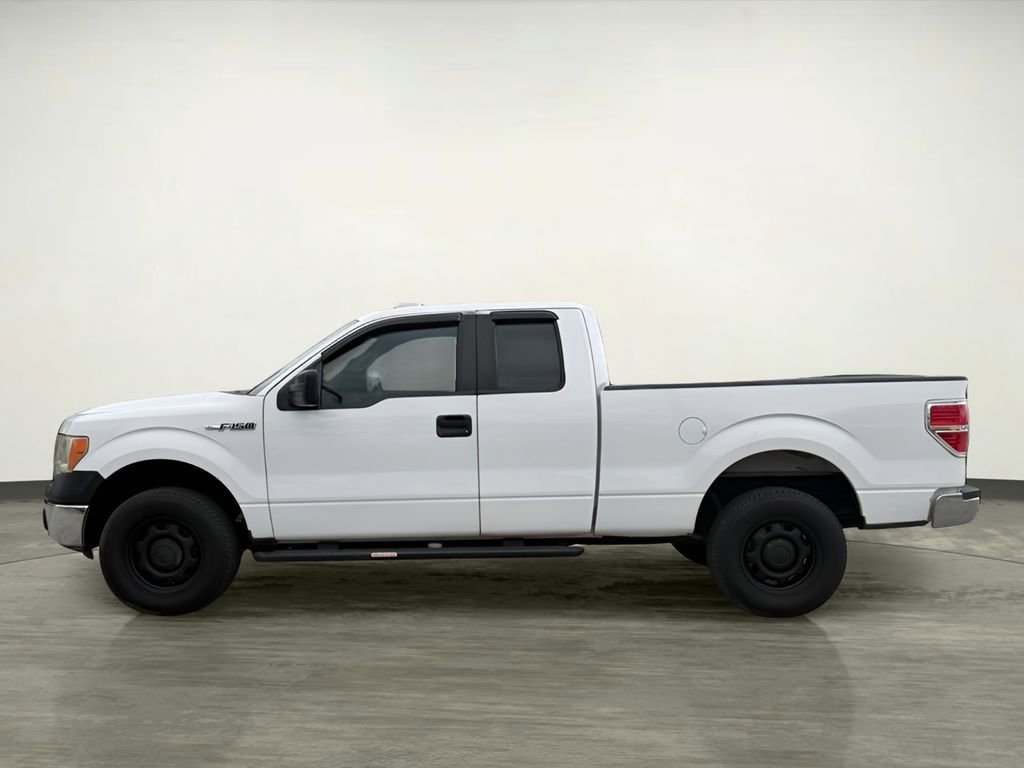 Used 2014 Ford F150 XL w/ Equipment Group 101A Mid AWD/4WD image 3