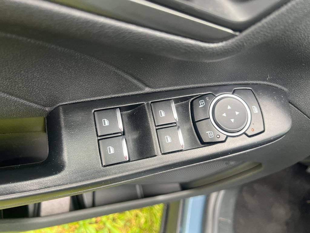 Used 2025 Ford Escape Active FWD image 13