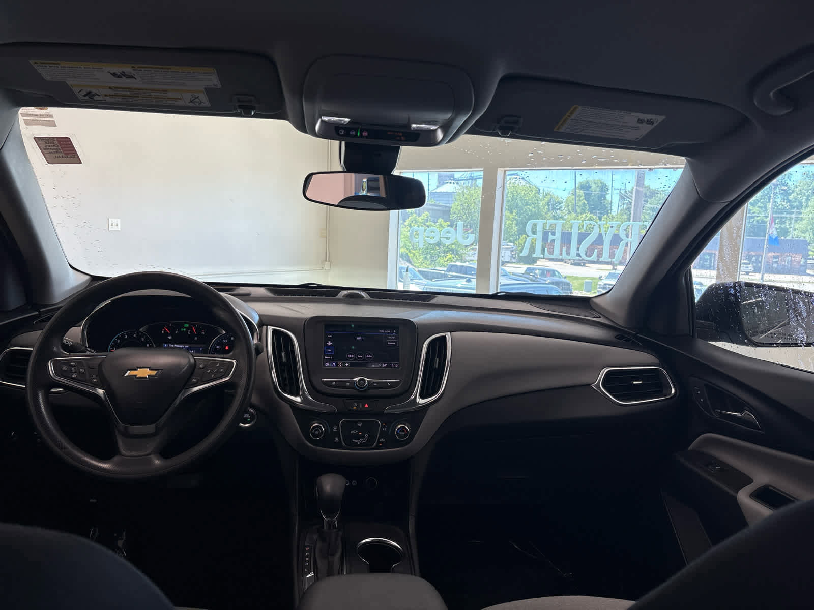Used 2024 Chevrolet Equinox LS w/ LS Convenience Package AWD/4WD image 22