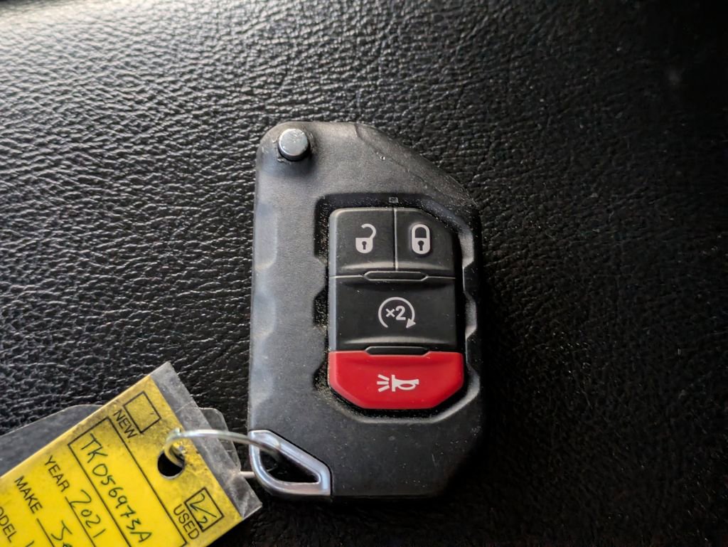 Used 2021 Jeep Wrangler Unlimited Sport image 29