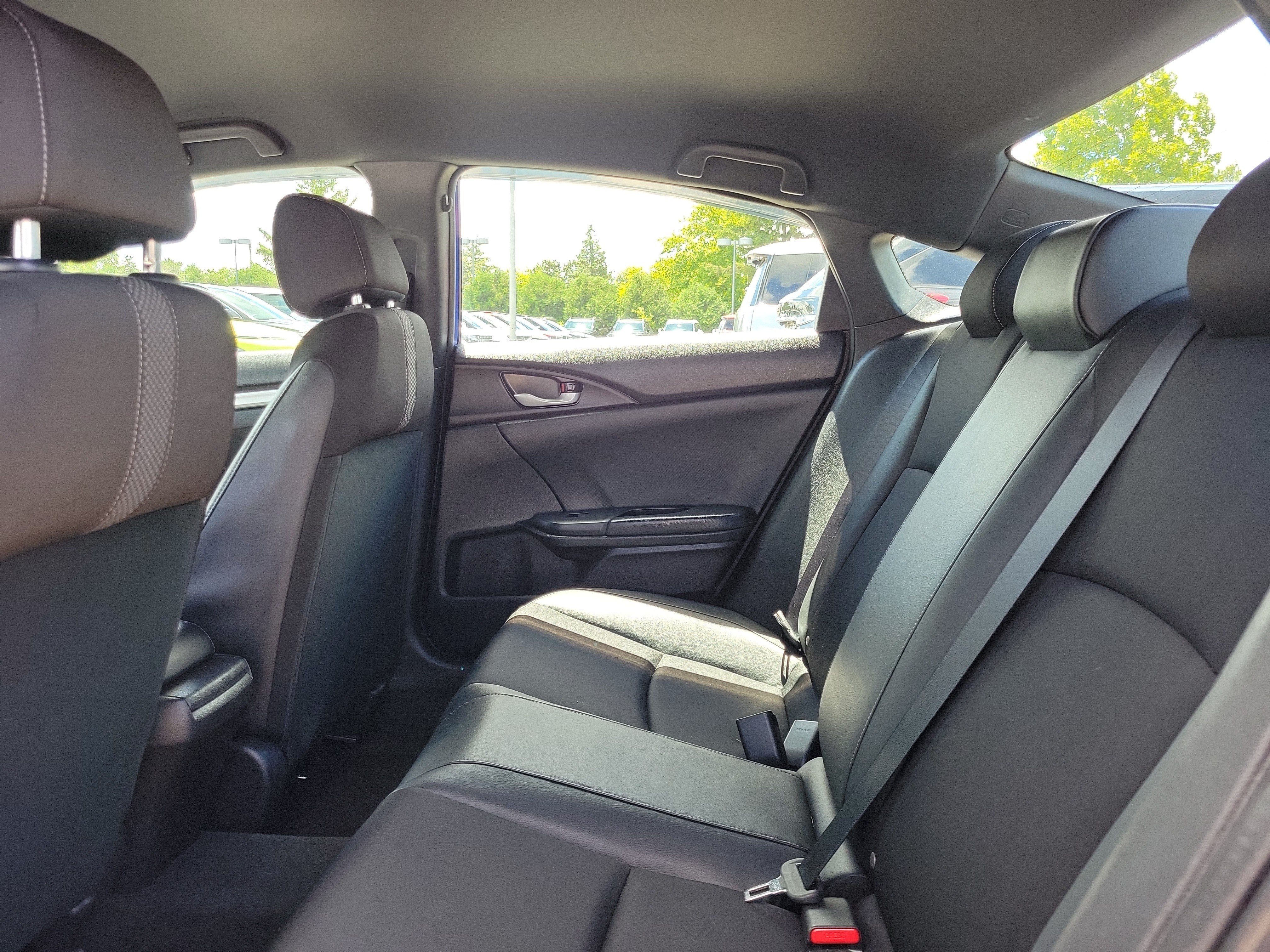 Used 2019 Honda Civic Sport image 11