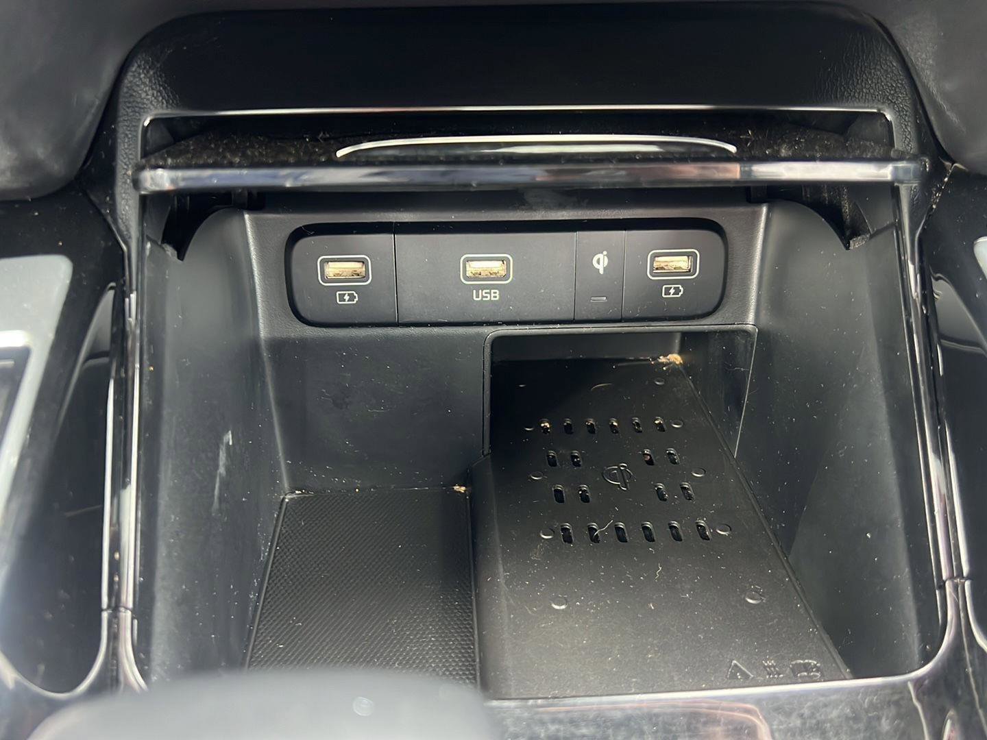 Used 2022 Kia Sorento SX image 38