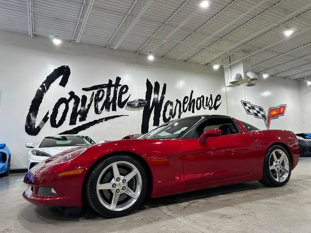 Used 2005 Chevrolet Corvette Coupe w/ Preferred Equipment Group RWD image 1