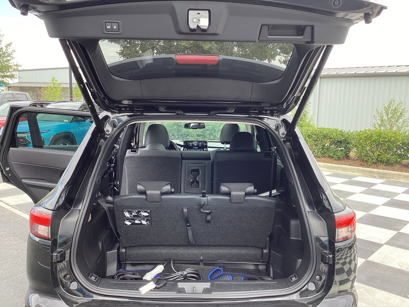 Used 2023 Mitsubishi Outlander SE image 23