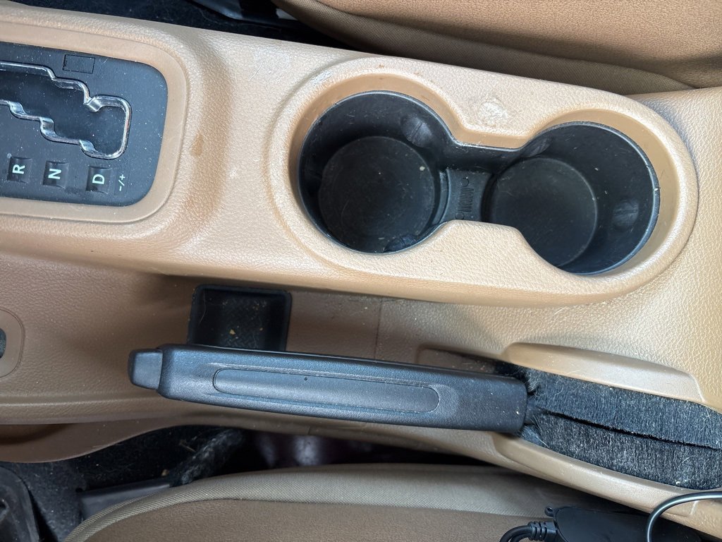 Used 2013 Jeep Wrangler Unlimited Sahara w/ Connectivity Group image 17