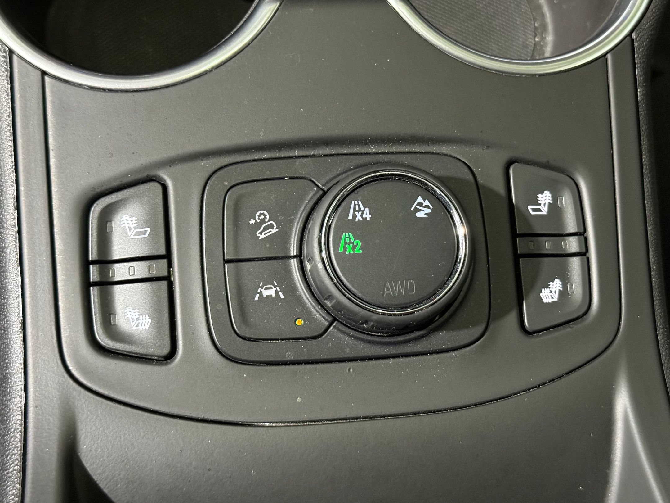 Used 2022 GMC Terrain SLT image 15