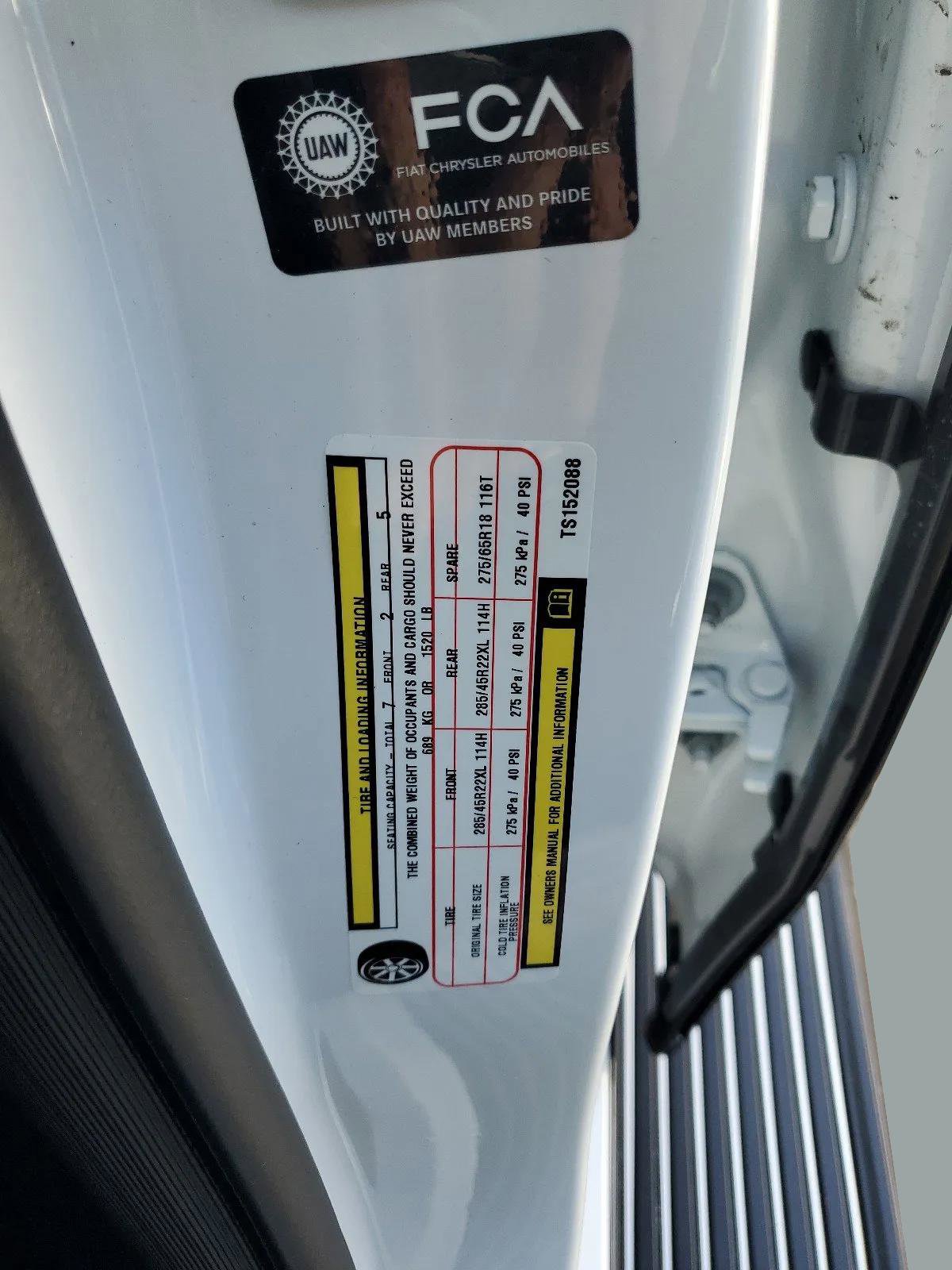 New 2026 Jeep Grand Wagoneer Summit w/ Rear Seat Video Group I image 28