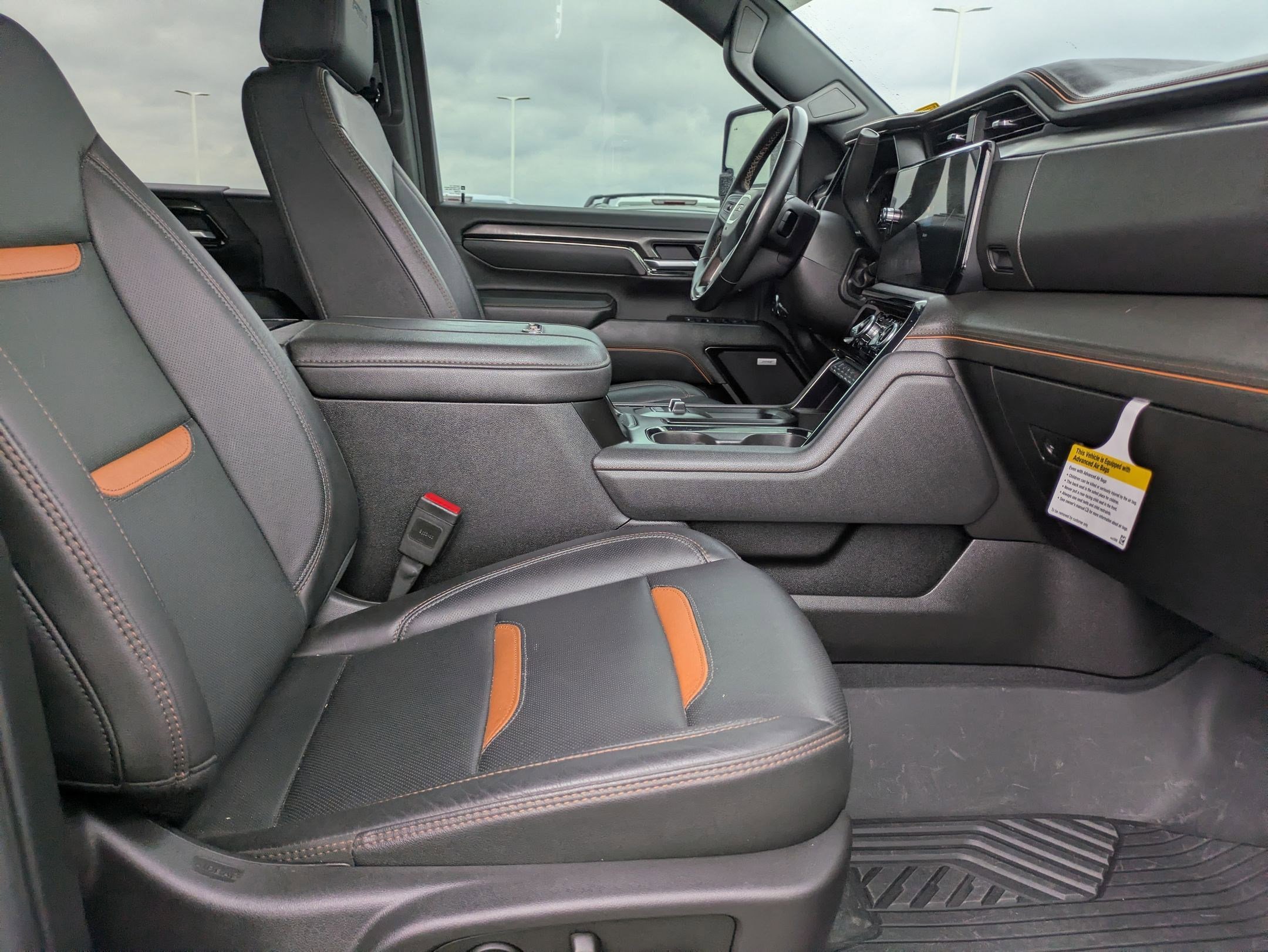 Used 2025 GMC Sierra 2500 AT4 w/ AT4 Premium Plus Package image 28