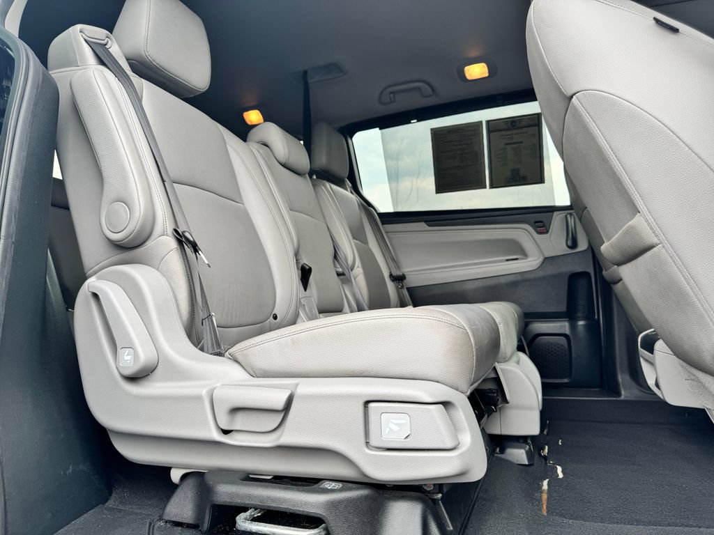 Used 2024 Honda Odyssey EX-L image 13