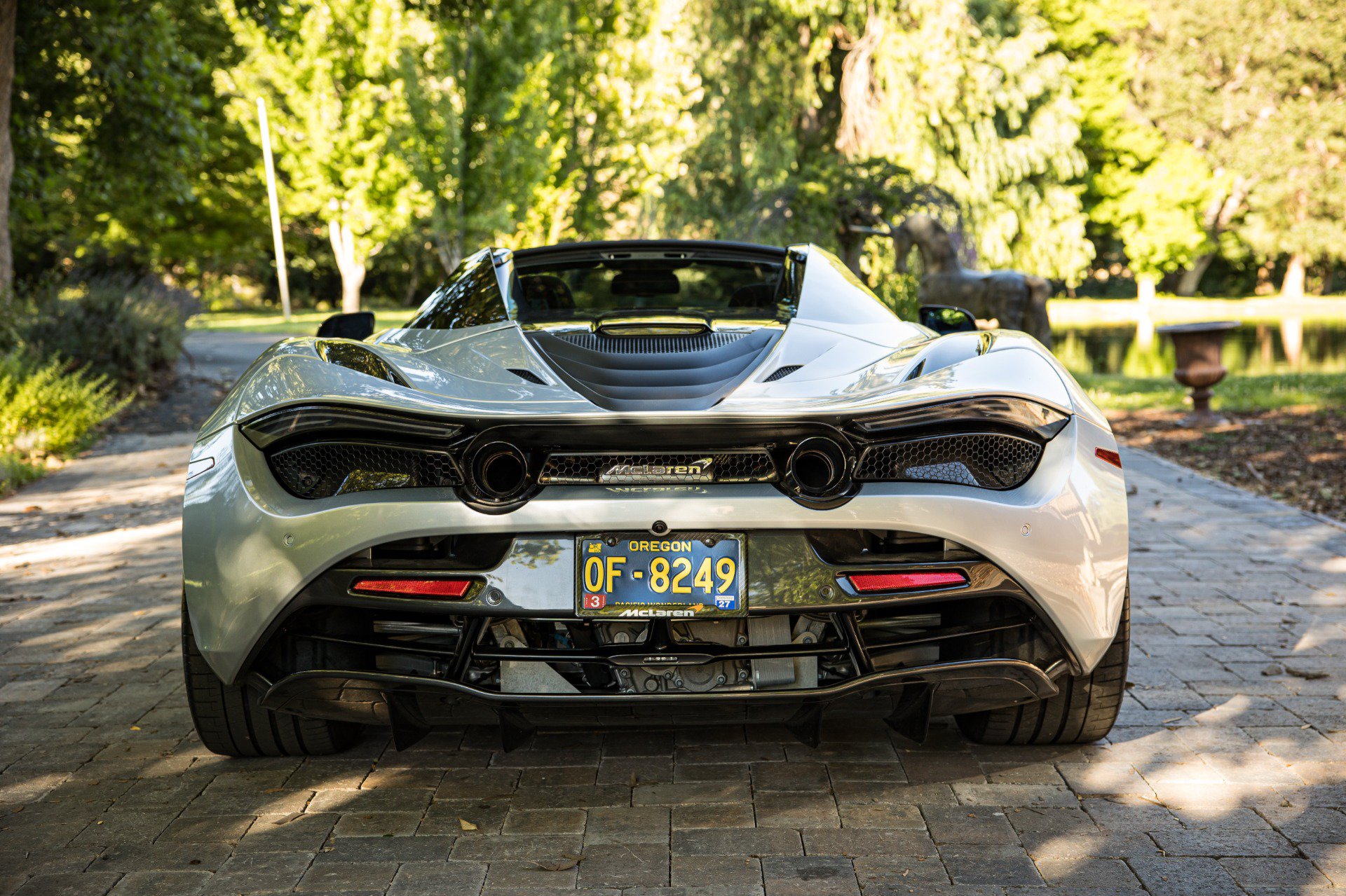 Used 2021 McLaren 720S Performance RWD image 9