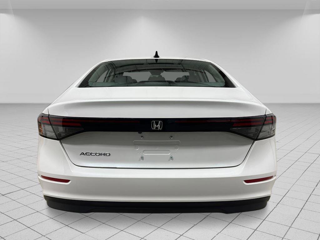New 2025 Honda Accord SE image 4