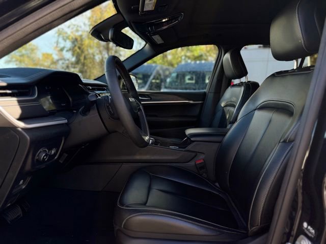 Certified 2024 Jeep Grand Cherokee Limited image 18