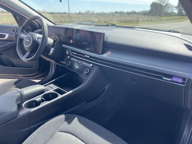 Used 2024 Hyundai Sonata SEL FWD image 15