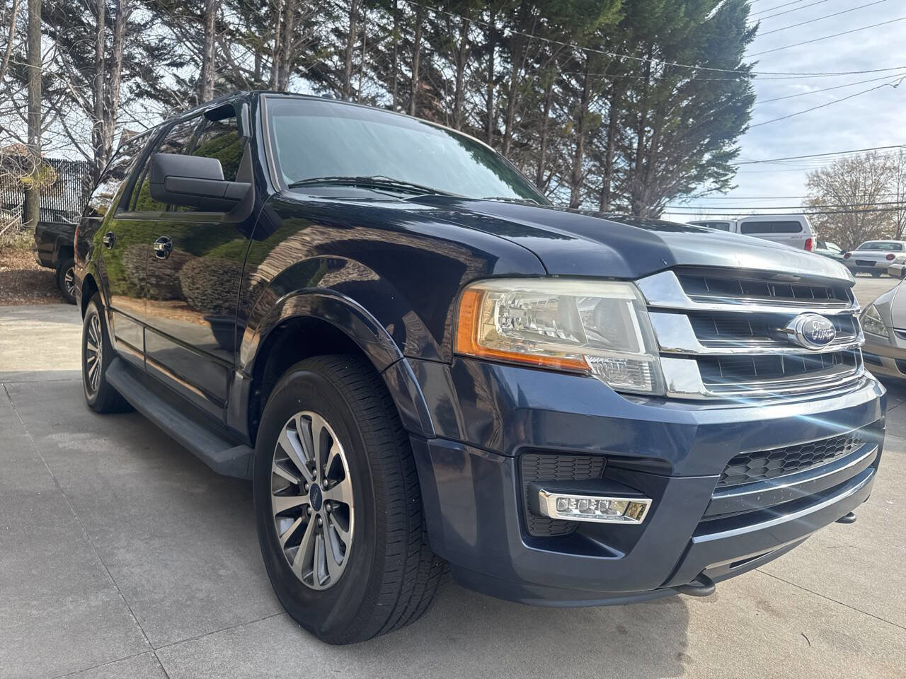 Used 2015 Ford Expedition XLT w/ Equipment Group 201A image 7
