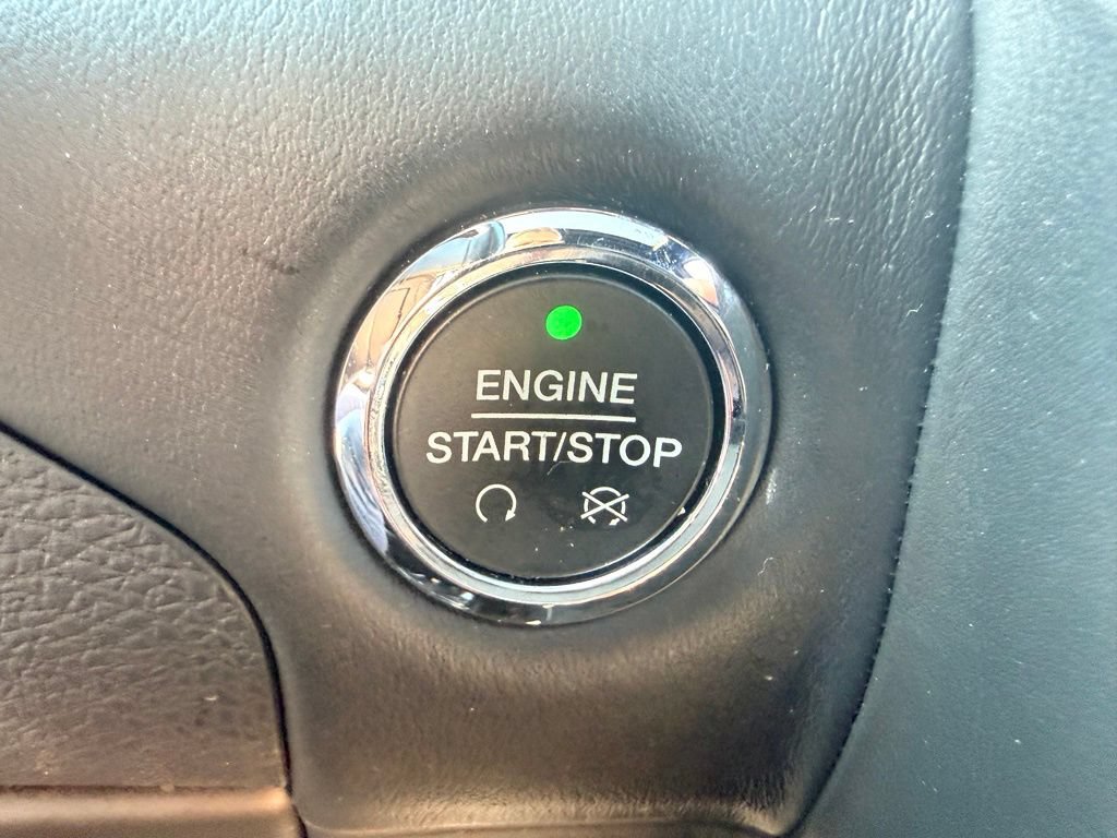 Used 2017 Lincoln Navigator Reserve AWD/4WD image 26