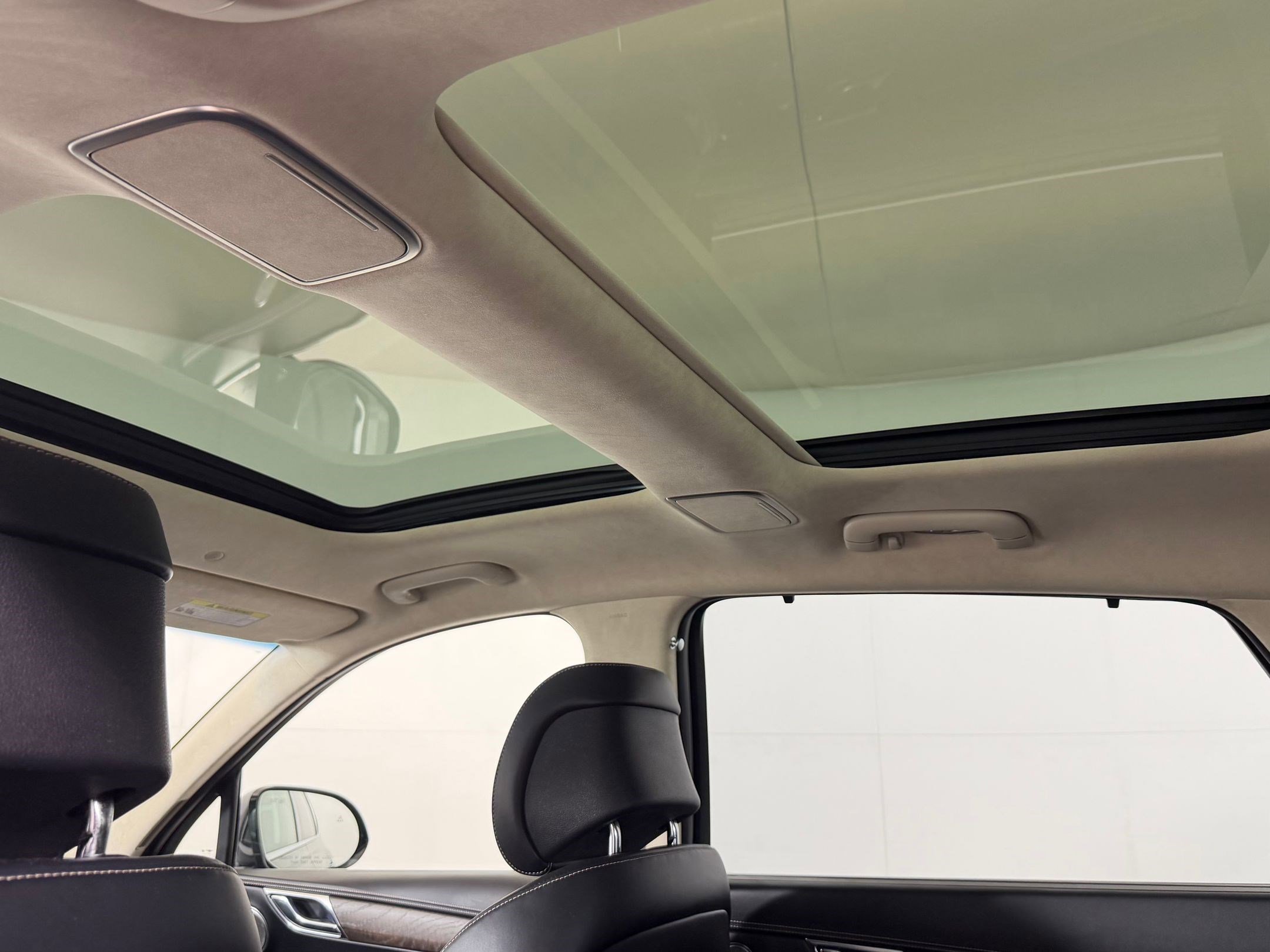 Used 2023 Genesis GV80 3.5T w/ Prestige Package image 16