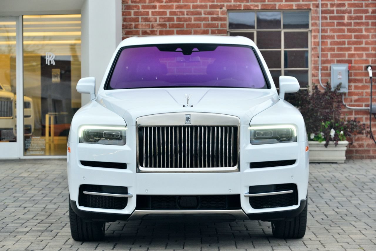 Certified 2023 Rolls-Royce Cullinan w/ Technology Package AWD/4WD image 5