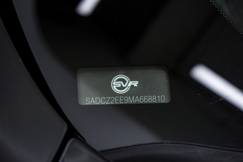 Used 2021 Jaguar F-PACE SVR image 30