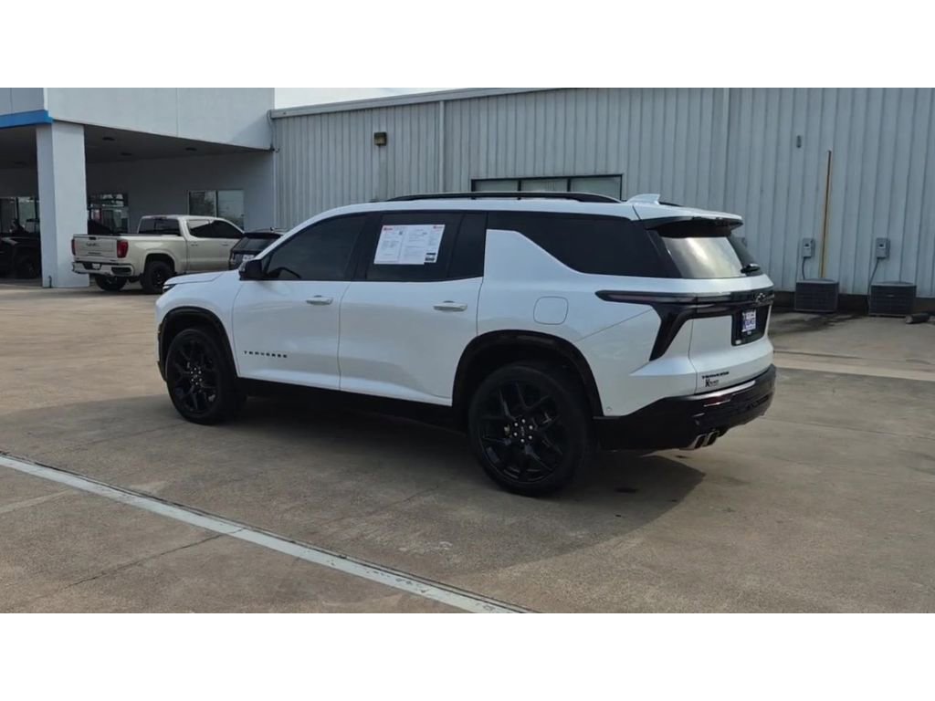 Used 2024 Chevrolet Traverse RS image 6