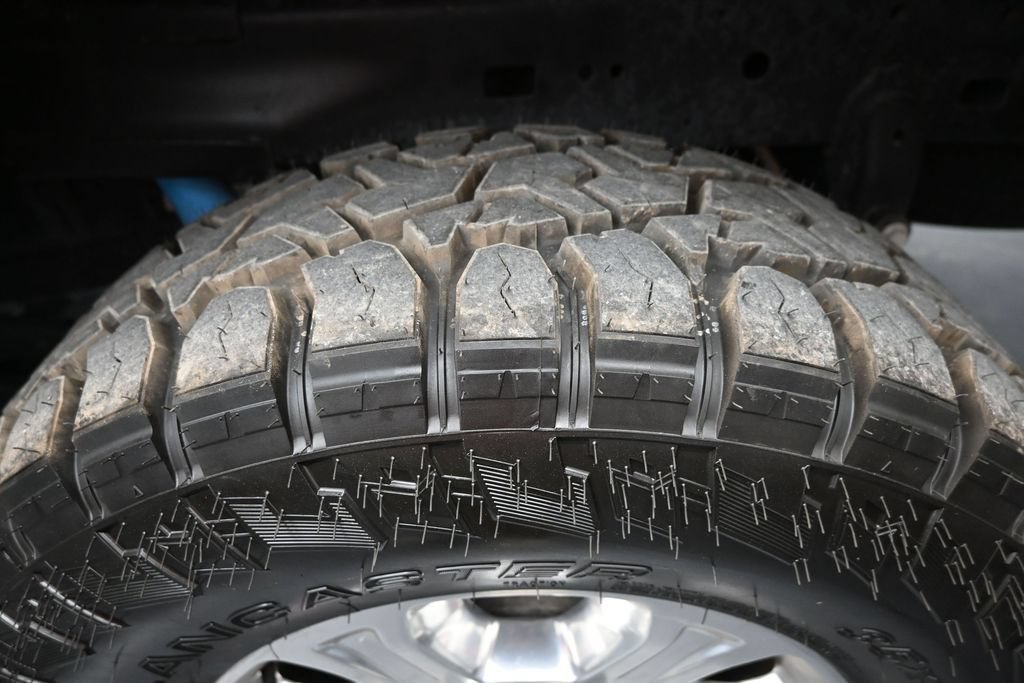 Used 2024 RAM 2500 Big Horn w/ Off Road Package AWD/4WD image 24