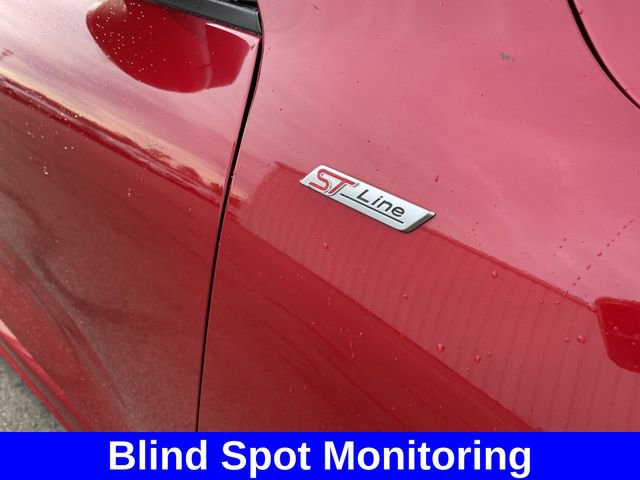 Used 2023 Ford Escape ST-Line image 2