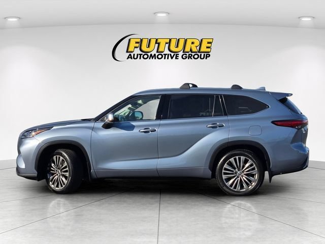 Used 2021 Toyota Highlander Platinum AWD/4WD image 9
