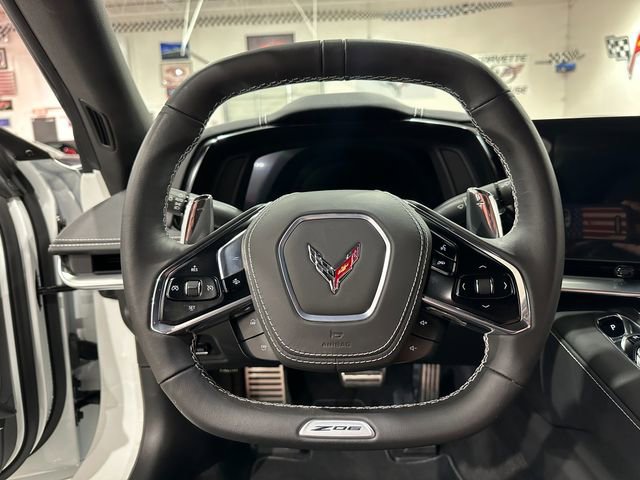 Used 2025 Chevrolet Corvette Z06 image 29