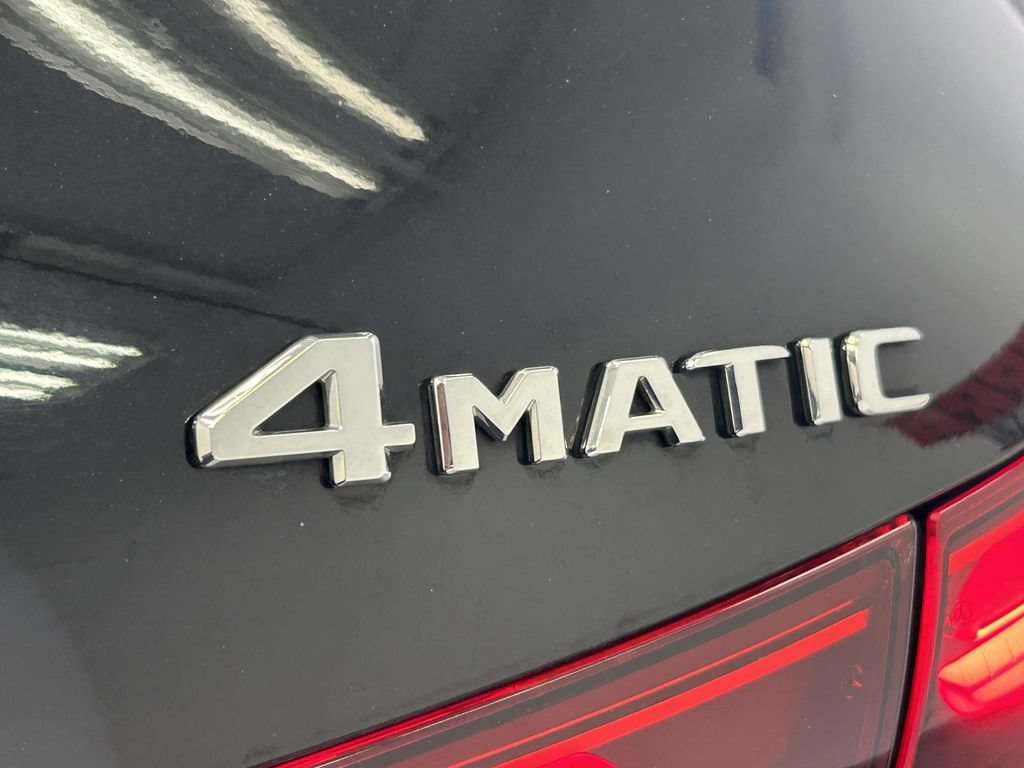 Used 2025 Mercedes-Benz GLA 250 4MATIC image 11