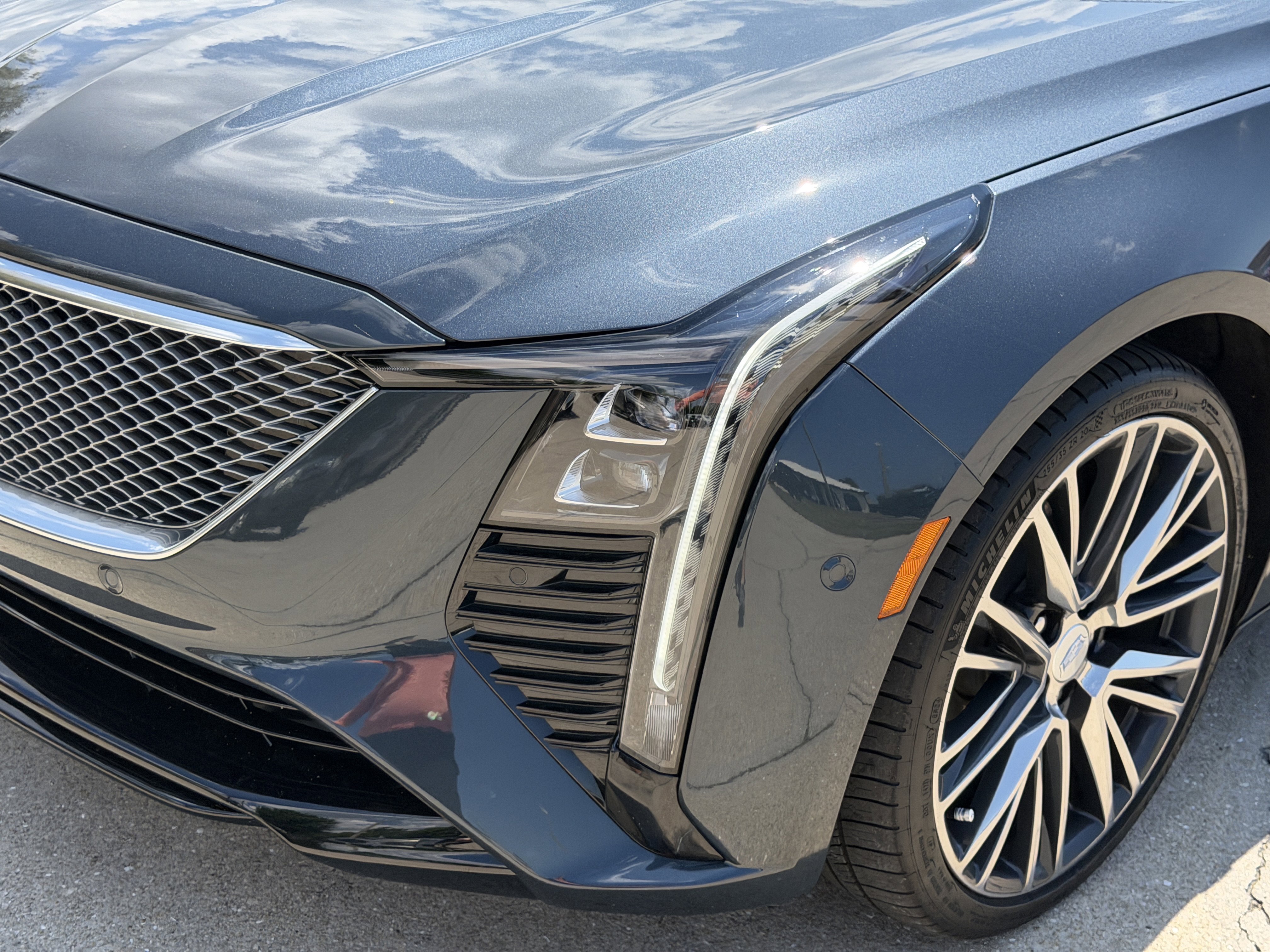 Used 2025 Cadillac CT5 Premium Luxury RWD image 8