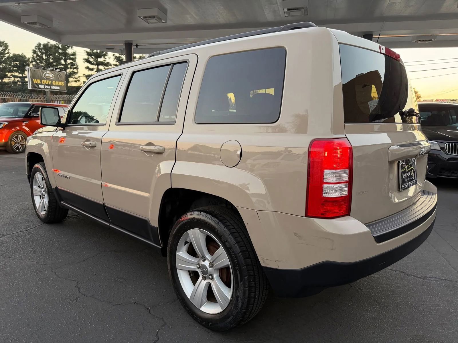 Used 2016 Jeep Patriot Latitude w/ Sun/Sound Group image 19